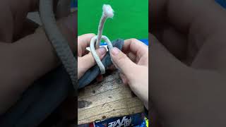 Simple corner knot practical knot [upl. by Mikael]