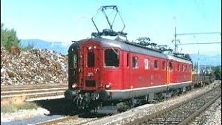 2 x Lima SBB  CFF Re 44 Electric Locomotive pulling Long LimaJouef SNCFFSSBBDB Freight Train [upl. by Dukey]