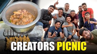 Creators BBQ Picnic at Sandspit Beach  Live Chicken Karahi  Rehman Vlogs [upl. by Sisely633]