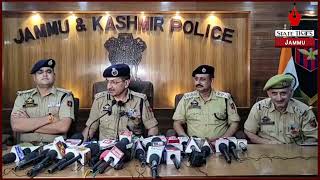 SSP Jammu addresses press conference on breakthrough in solving abduction murder case [upl. by Aihcela]