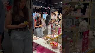 Girly world 🥹🌸🎀 lynalondon camdenmarket accessories smallbusinessuk fyp jewellery summer [upl. by Linker]