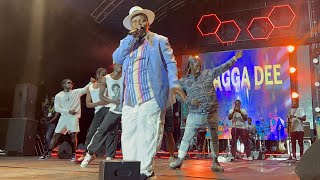 Ragga Dee Akyamudde Abadigize mu Concert ya Afrigo Band [upl. by Caesaria108]