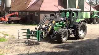 Balen stapelen met de Deutz Agrostar 608 [upl. by Anitsugua]