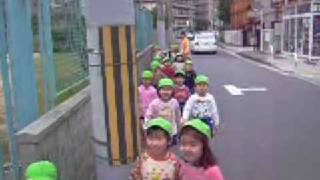 Japanese kids saying Good morning [upl. by Ylil]