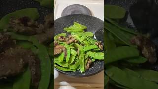 Beef and Mangetout Stirfry beefstirfry stirfry likeandsubscribe [upl. by Oidualc]