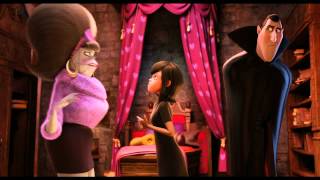 HOTEL TRANSYLVANIA 3D  Very Loud [upl. by Hgalehs]