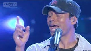 Enrique Iglesias  Nunca Te Olvidare LIVE English lyrics [upl. by Aisyle]