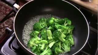 HOW TO MAKE BROCCOLI WITH GINGER AND GARLIC SAUCE [upl. by Abott290]