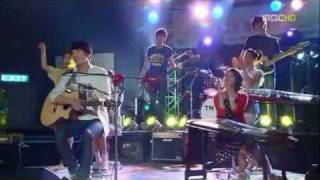 Heartstrings OST  Youve Fallen For Me at Tea House Lee ShinJung Yong Hwa [upl. by Slinkman40]