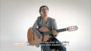 Jamel Debbouze montre sa main [upl. by Reginnej946]