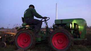 Aus der Furche fahren  Holder Traktor A12 Cultitrac im Einsatz [upl. by Haimerej]