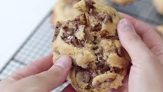 The Best Chocolate Chip Cookies Youll Ever Try NYC Cookie Recipe [upl. by Trimmer]