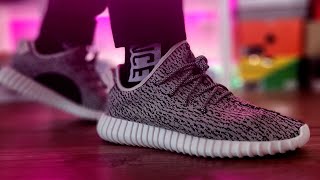 Adidas YEEZY 350 Boost Turtle Dove 2022 Review amp On Feet [upl. by Templas]