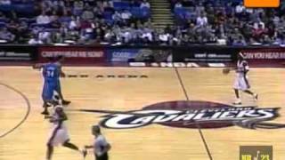 Tracy McGrady 8 three pointers in first half vsCleveland Cavs 2004 [upl. by Brosine]