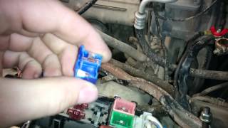 Replace 100A Auto Fuse [upl. by Muryh]