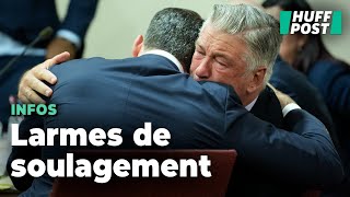 Son procès annulé Alec Baldwin fond en larmes [upl. by Ennairam]