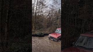 Why The Land Rover Discovery 2 Is The Ultimate OffRoader [upl. by Baxie310]