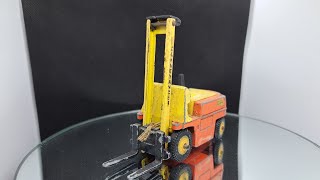 Diecast Restoration Dinky Toys Conveyancer fork lift truck No404 196779 [upl. by Renrew35]