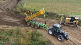 Zand dumperen met Joskin TransK 2765 Tridem kippers in Belgische bouw put Trekkerweb [upl. by Dyal]