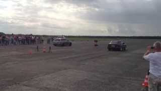 14 mile Drag Race Mercedes w204 C63 AMG vs w124 500E with NOS nitro [upl. by Elleinaj]