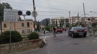 Paso a nivel en Montcada i Reixac 12 E  Railroad crossing [upl. by Tenaej84]