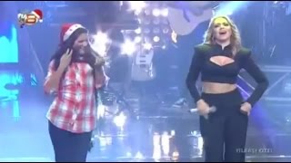 Hadise  Deli Oğlan TV8 Yılbaşı Konseri 2013 [upl. by Rollie133]