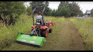 KUBOTA BX 2350 con TRINCIA PERUZZO [upl. by Roinuj695]