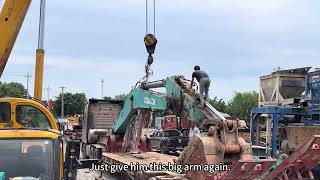 Rescue the overturned crane truck under the bridge the power of the crane truck [upl. by Anerdna]