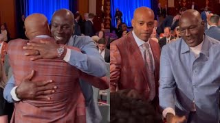 Michael Jordan shows love to Vince Carter for his Hall Of Fame induction [upl. by Selway]