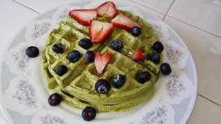 WAFFLES DE 3 INGREDIENTES  VEGANOS  CON ESPINACAS [upl. by Tak]