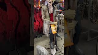 Gravedigger Lowes Demo halloween spirithalloween animatronics [upl. by Asiela]