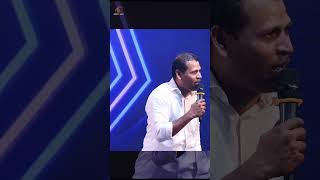 Kelugal Tharapadum  Tamil Christian song  Pas Justin Moses [upl. by Mackenie]