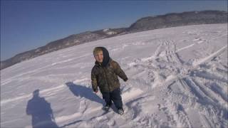 MISSISSIPPI RIVER POOL 4 ICE FISHING [upl. by Lurette]