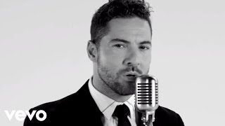 David Bisbal  Me Enamoré De Ti Lyric Video [upl. by Phila]