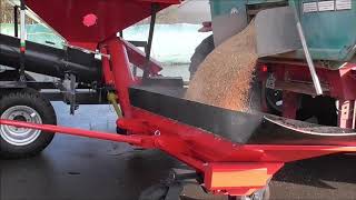 AGRARbagger Grainprofi easy load 200 [upl. by Enrico580]