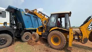 New TATA Signa 3530 12 WHEELER Tipper Bs6 First Time Loading Mud in 2 JCB 3DX backhoe [upl. by Clite887]