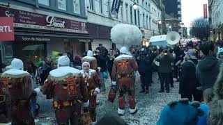 Carnaval de Charleroi 2019 14 départ de laprèsmidi du cortège société quotla jeunesse commerçantequot [upl. by Campney838]