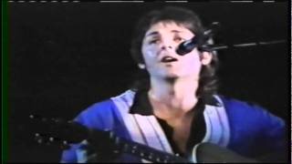 Paul McCartney  Blackbird Live Acoustic High Quality [upl. by Adigirb]