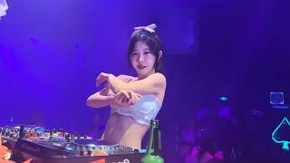 1 Hour  凤凰传奇  自由飞翔DjAYU FunkyHouse Remix 2024 Tự Do Bay Lượn  Phượng Hoàng Truyền Kỳ dj抖音版2024 [upl. by Atidnan775]