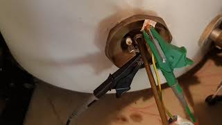 Faulty immersion heater testing tips UK electrician TIS MFT Pro [upl. by Clarisse]