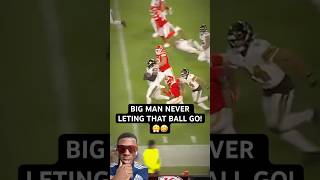 🚨🤣 BIG DEFENSIVE LINEBACKER NOT LETTING THE BALL GO nfl funny comedy [upl. by Gotthard]