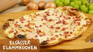 Elsässer Flammkuchen Rezept  Flammkuchen im Ofen backen [upl. by Leroi56]