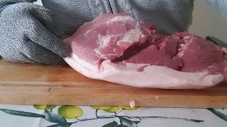 prosciutto artigianale come fare la Salatura [upl. by Kappenne844]