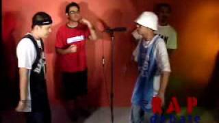 RAP BATTLE Krazykyle vs Loonie topic SINONG MAS GWAPO [upl. by Fairfax]