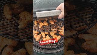 Smoked Wings smokedbbq biggreenegg bbqwings chickenwings chickenbbq kamado bbqfood [upl. by Ethelbert]