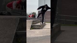 Ollie amp Jay ledge skate ⚔️ [upl. by Ivets813]