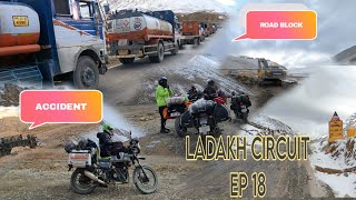 फश गए 😬 I snow fall से रास्ता हुआ बंद srchu पे रुकना पड़ाautomobile bike ladakh snow [upl. by Ferd42]