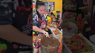 Papaya salad WoWThai Street Food [upl. by Winifield]