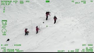 How a Recco detector helps rescuers find stranded skiers [upl. by Jann]