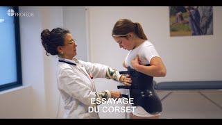 L’essayage du corset de scoliose [upl. by Elbag]